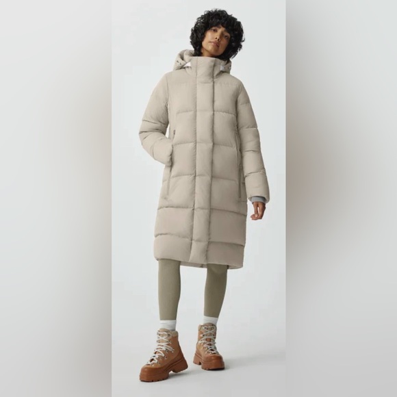Canada Goose Byward Parka - Picture 1 of 16